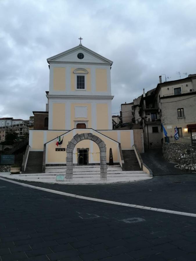 Отель I Trecento Падула Экстерьер фото